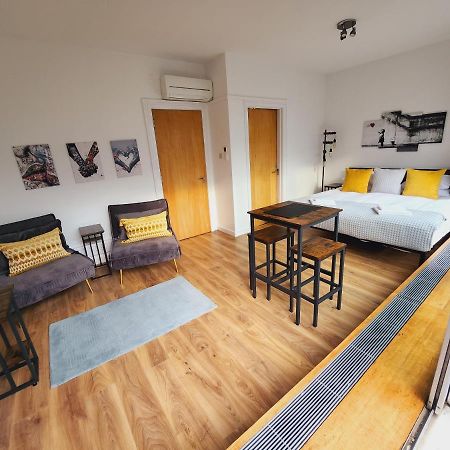 Top Floor Room In Baker St Londres Exterior foto
