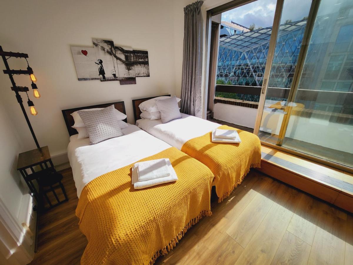 Top Floor Room In Baker St Londres Exterior foto