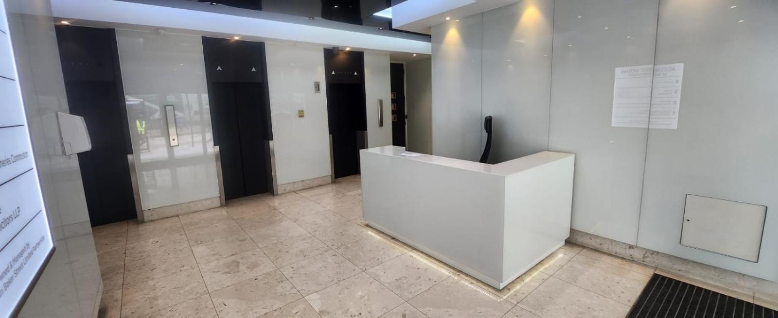 Top Floor Room In Baker St Londres Exterior foto